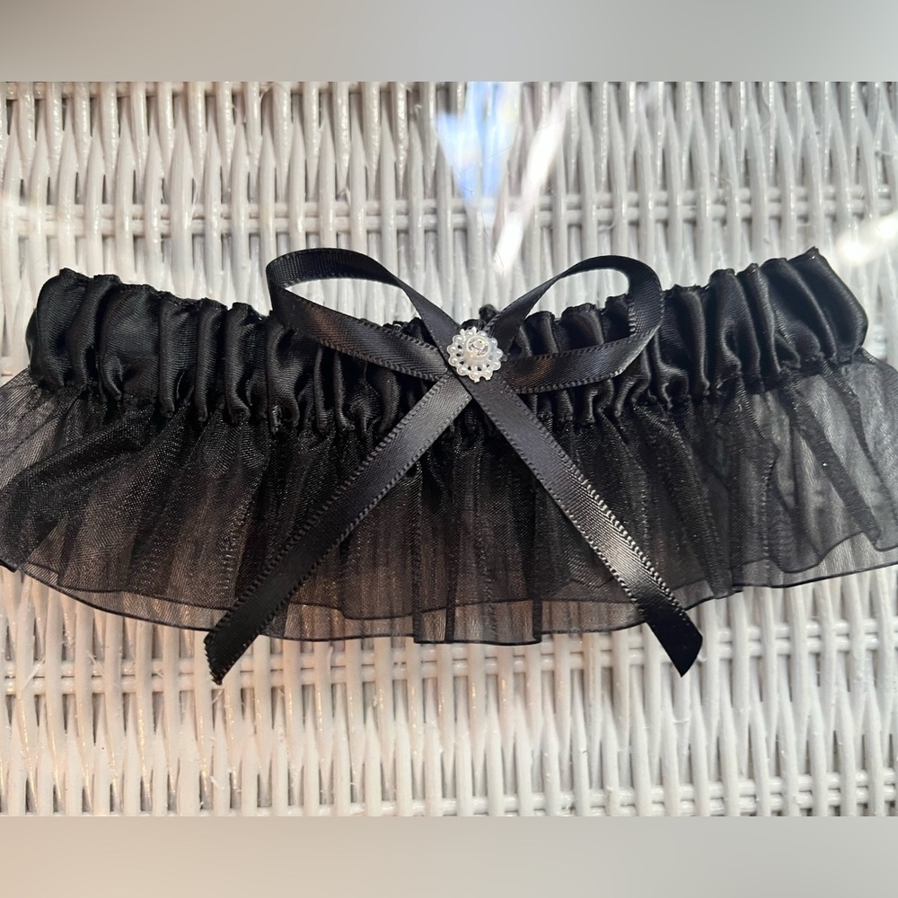 Black garter, New, David’s Bridal